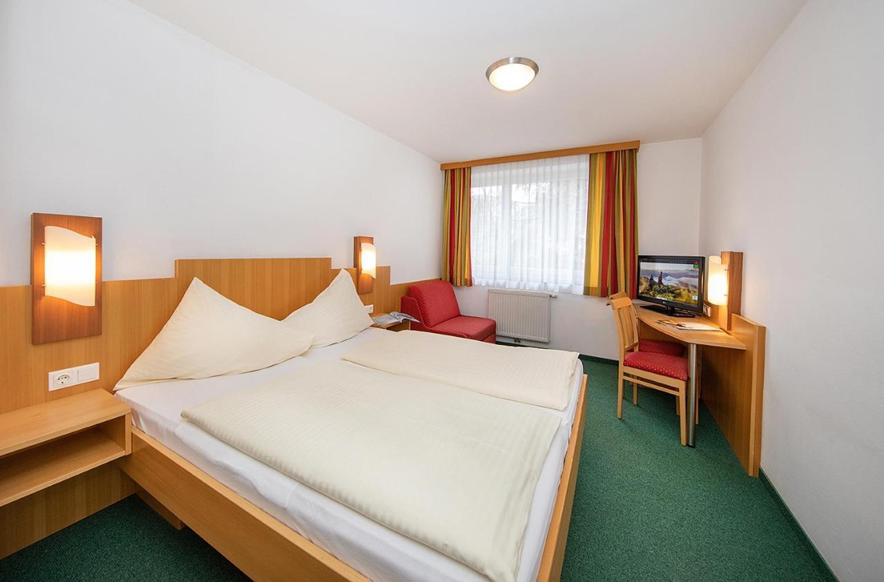 Gaestehaus Rudolfo Zell am See Buitenkant foto